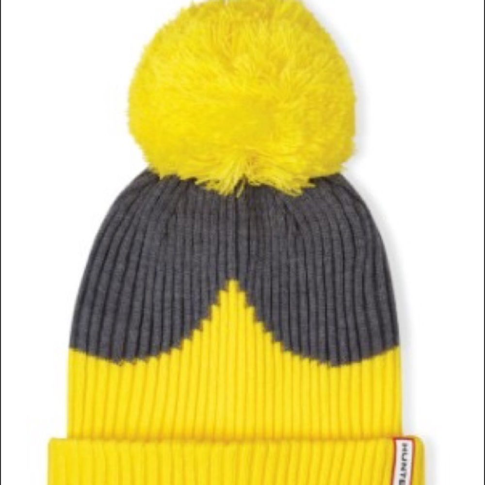 ❤️❤️PRELOVED❤️❤️ HUNTER Original Moustache Beanie Bobble Hat and Scarf - Picture 4 of 12